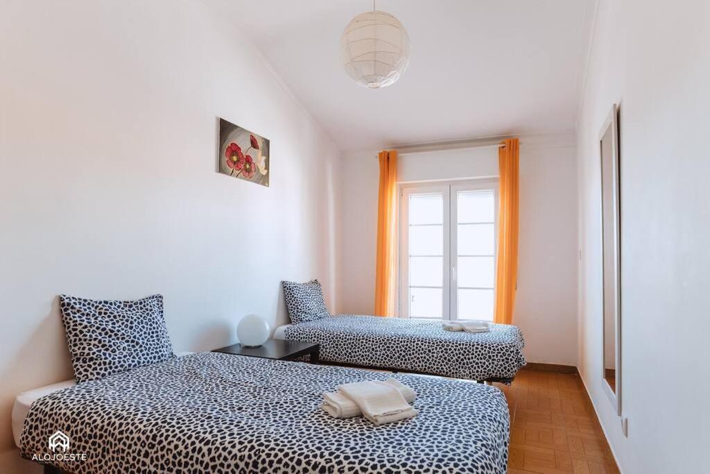 Apartamento Miramar - Piscina E Bbq Santa Cruz  Exteriör bild