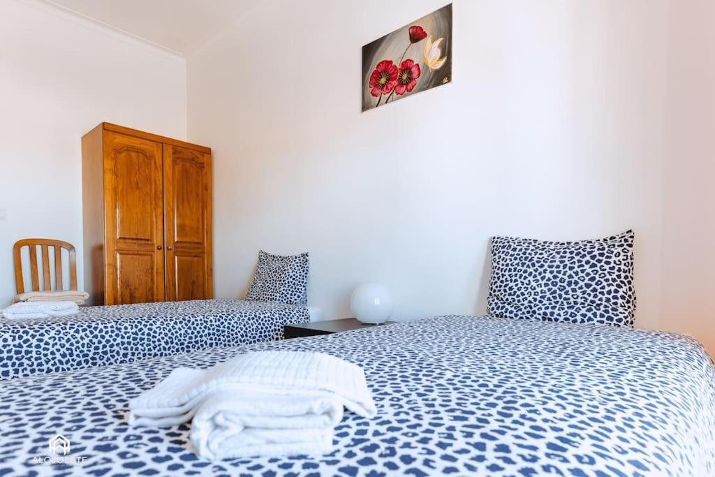 Apartamento Miramar - Piscina E Bbq Santa Cruz  Exteriör bild